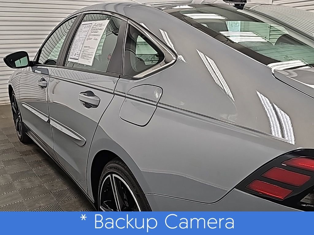 Used 2025 Honda Accord Sport image 7