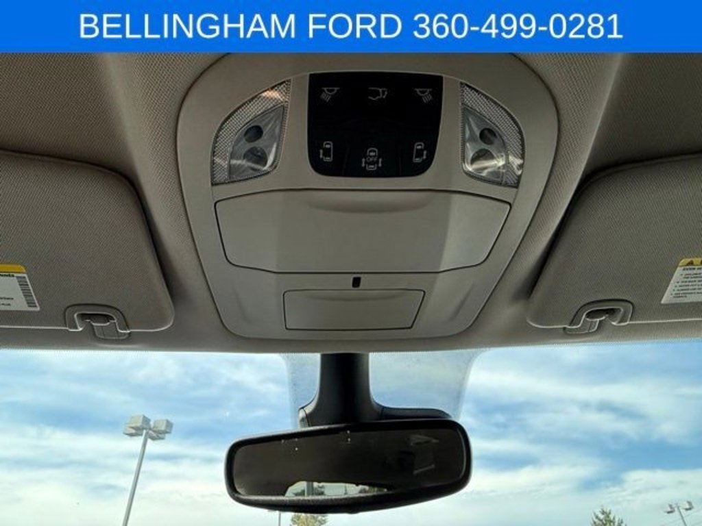 Used 2024 Chrysler Pacifica Touring-L image 14