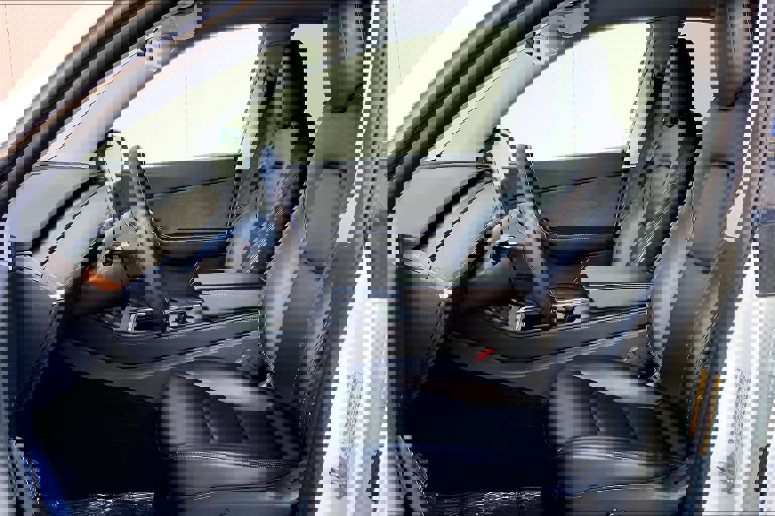 Used 2021 Tesla Model Y Long Range image 9