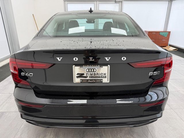 Used 2024 Volvo S60 B5 Ultimate w/ Climate Package AWD/4WD image 3