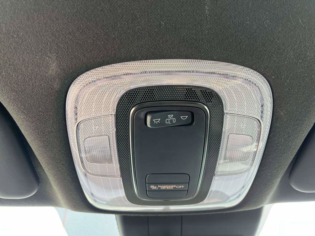 Used 2025 Hyundai Elantra Sport image 20