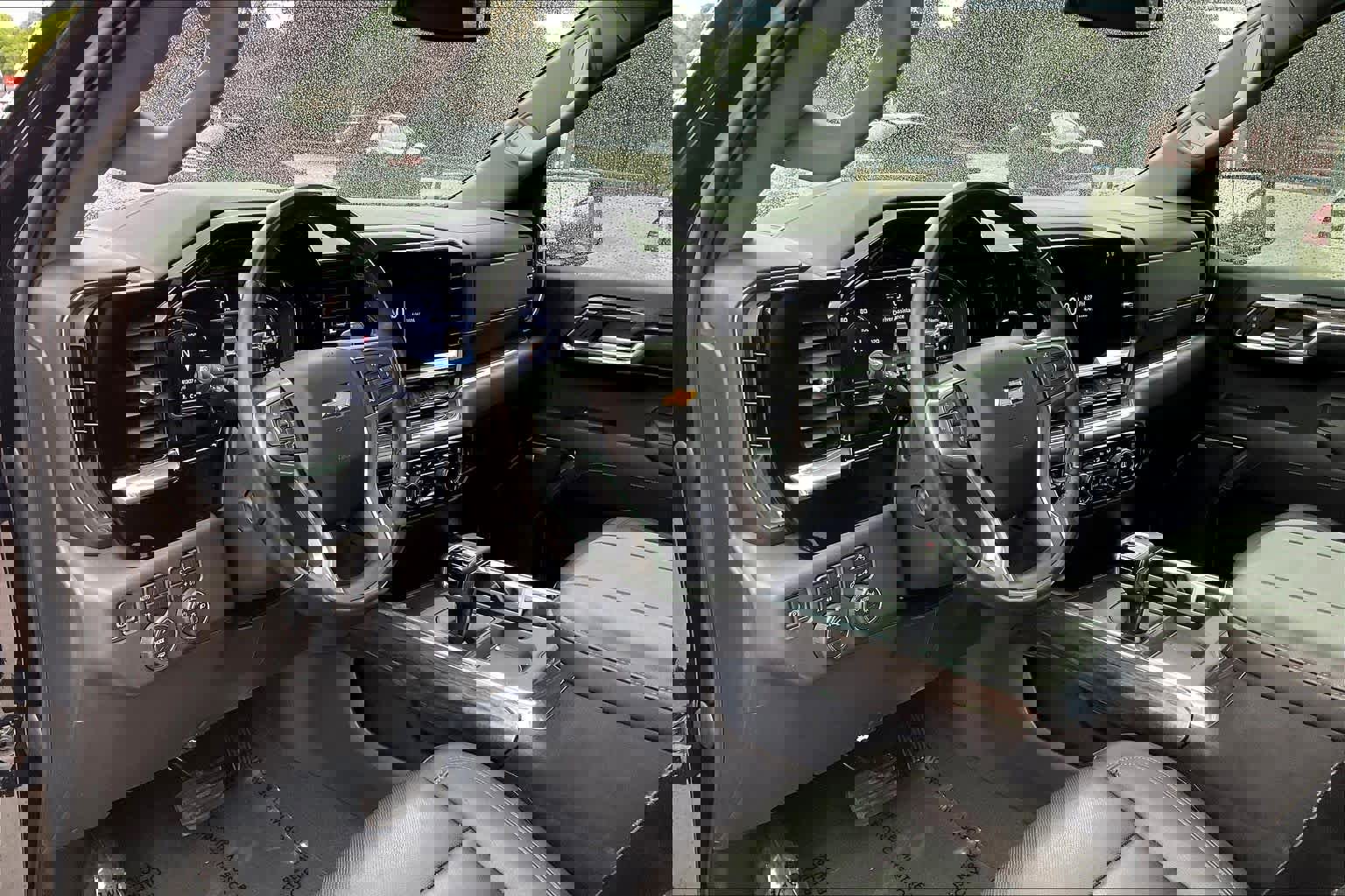 Used 2023 Chevrolet Silverado 1500 LTZ w/ LTZ Premium Texas Edition AWD/4WD image 18