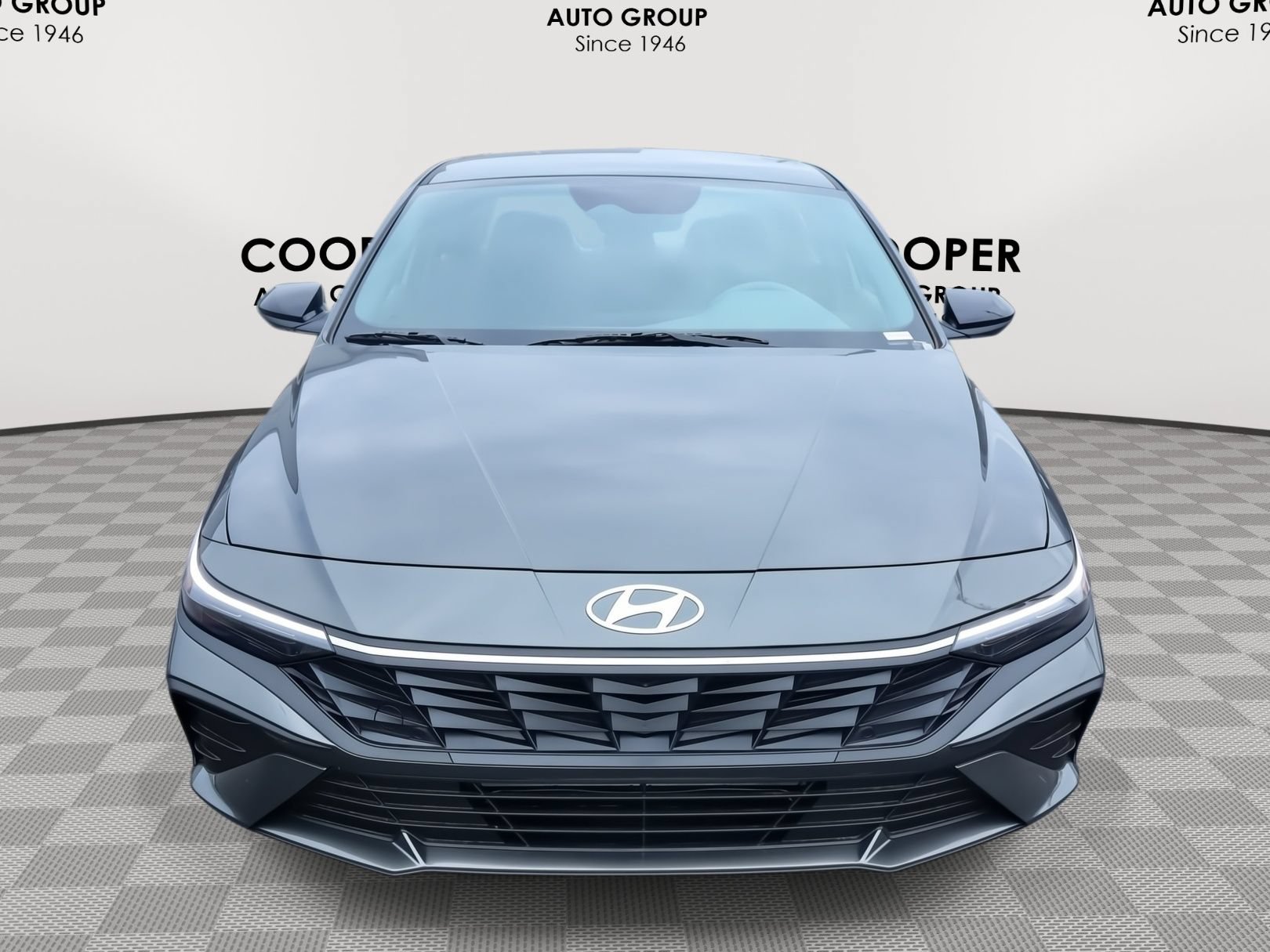 New 2026 Hyundai Elantra Sport FWD image 2