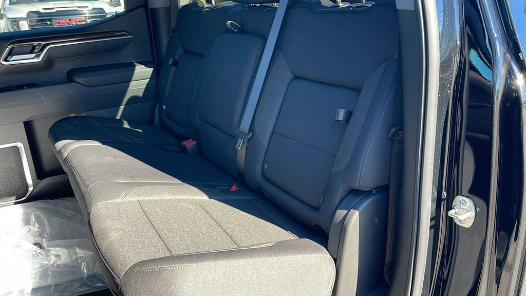 New 2026 GMC Sierra 1500 Elevation image 13