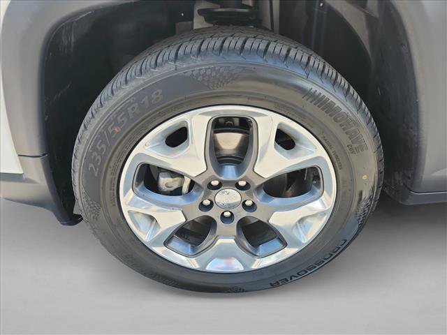Used 2018 Jeep Compass Limited AWD/4WD image 10