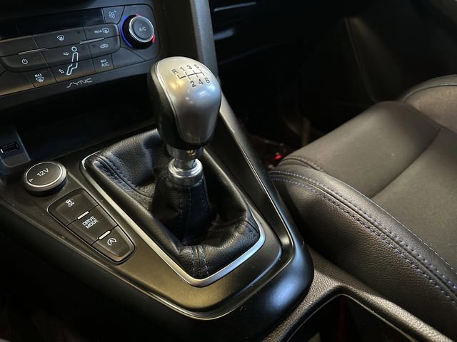 Used 2017 Ford Focus RS image 19