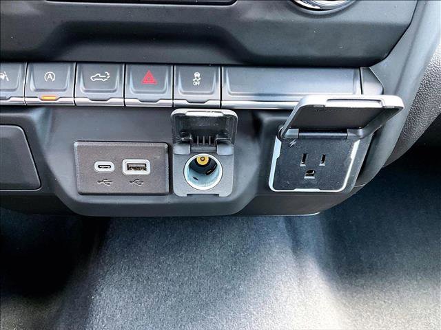 Used 2024 Chevrolet Silverado 1500 Custom image 26