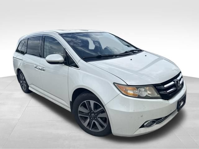 Used 2015 Honda Odyssey Touring image 3