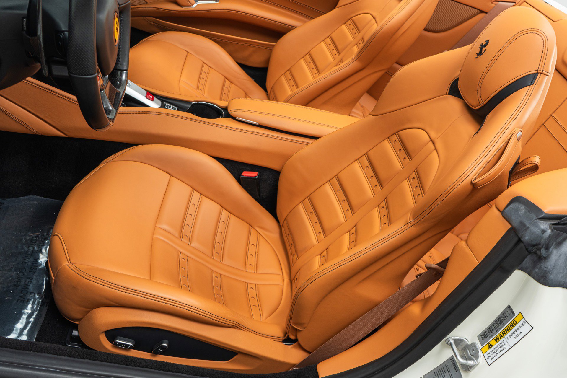 Used 2015 Ferrari California T image 24