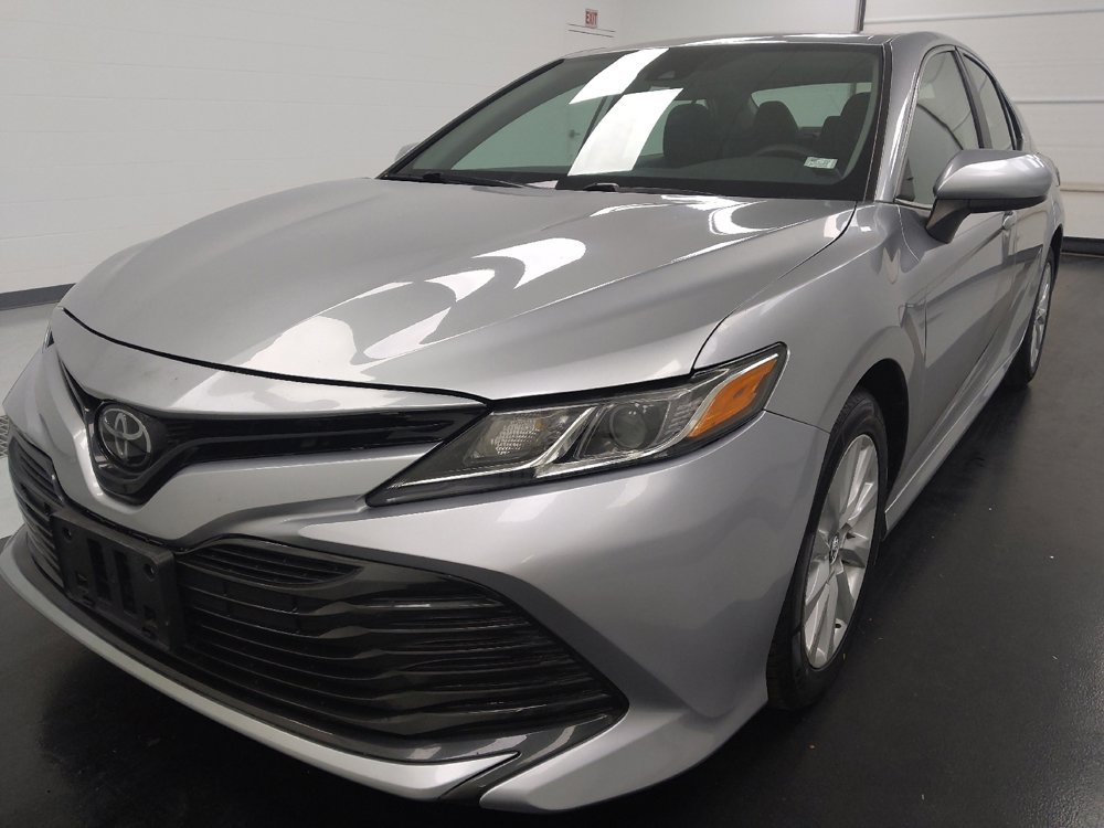 Used 2019 Toyota Camry LE image 15