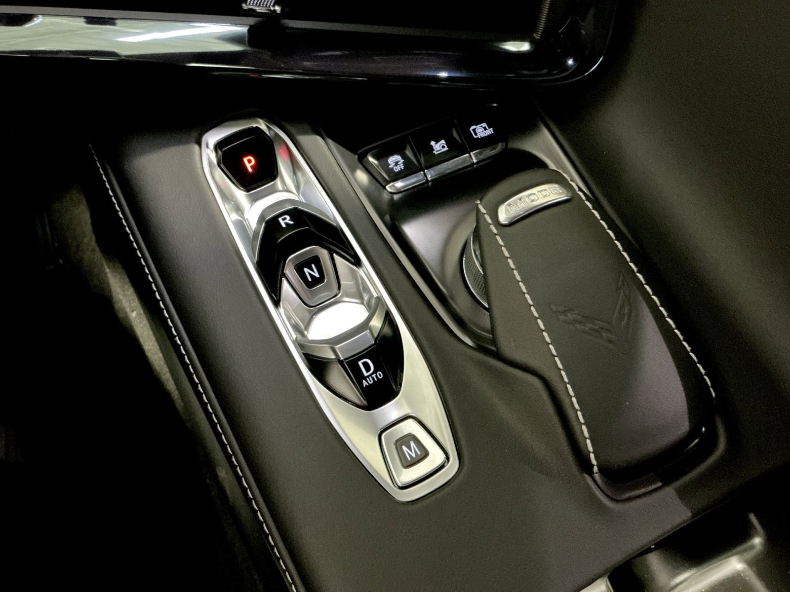 New 2025 Chevrolet Corvette E-Ray image 30