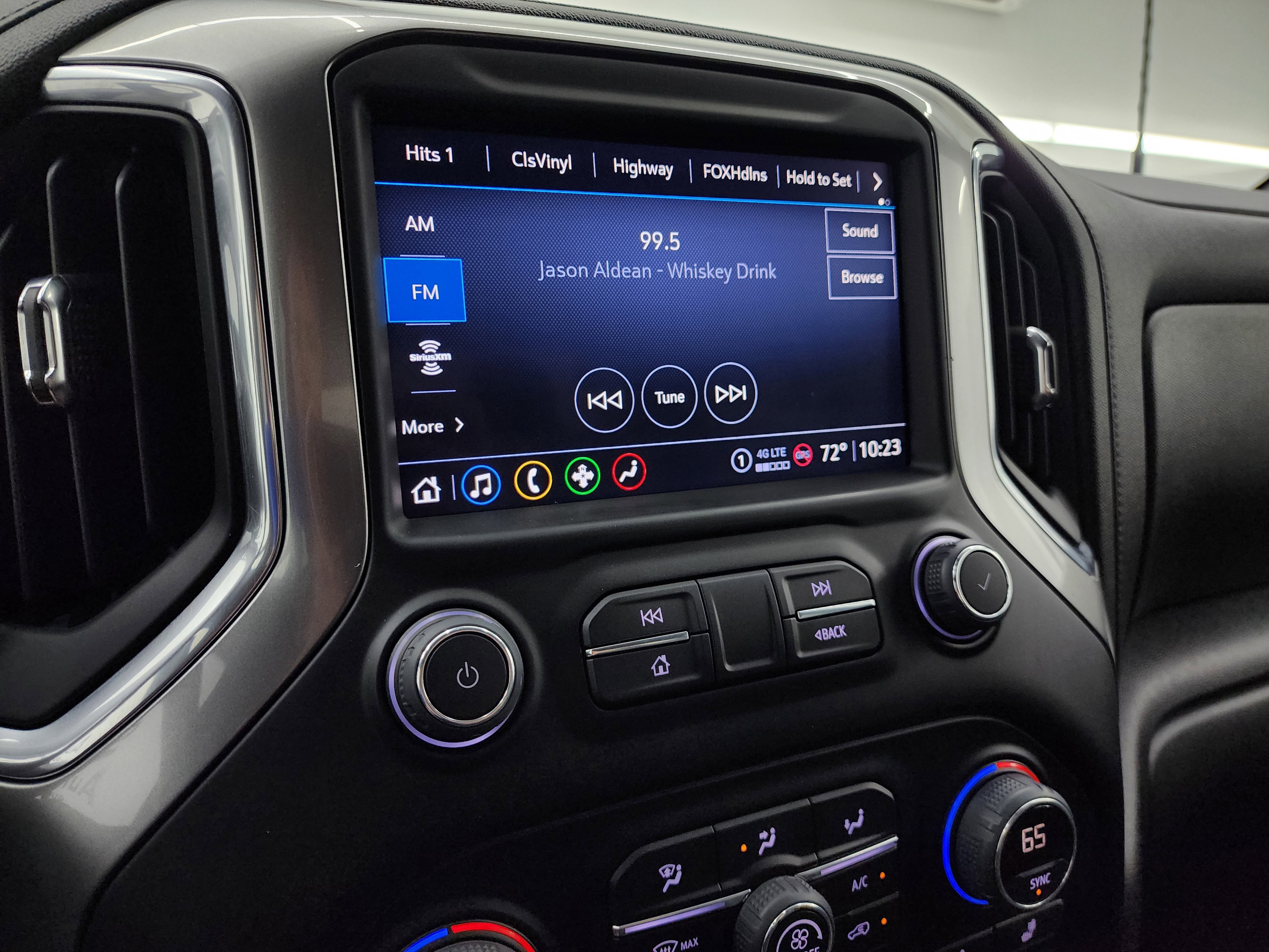 Used 2022 Chevrolet Silverado 2500 LTZ w/ Safety Package image 11