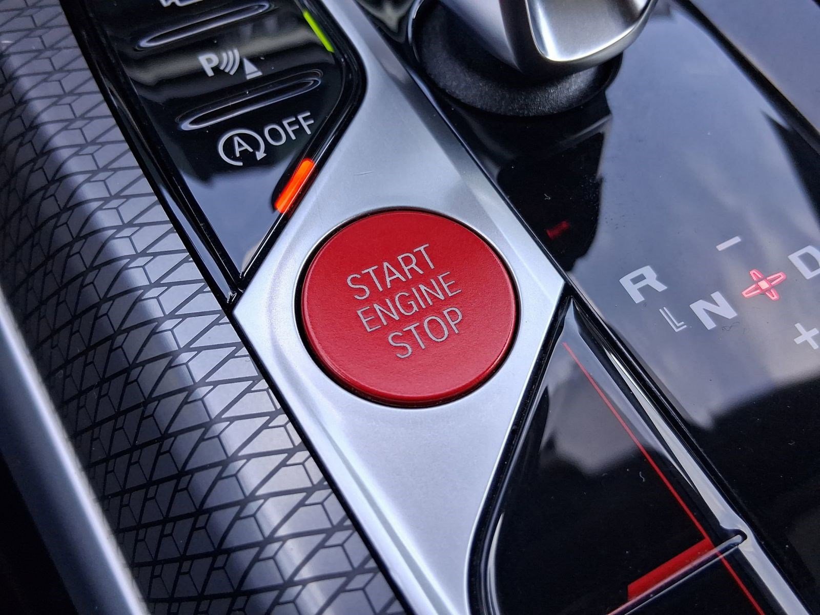 Used 2024 BMW M4 xDrive Competition image 24