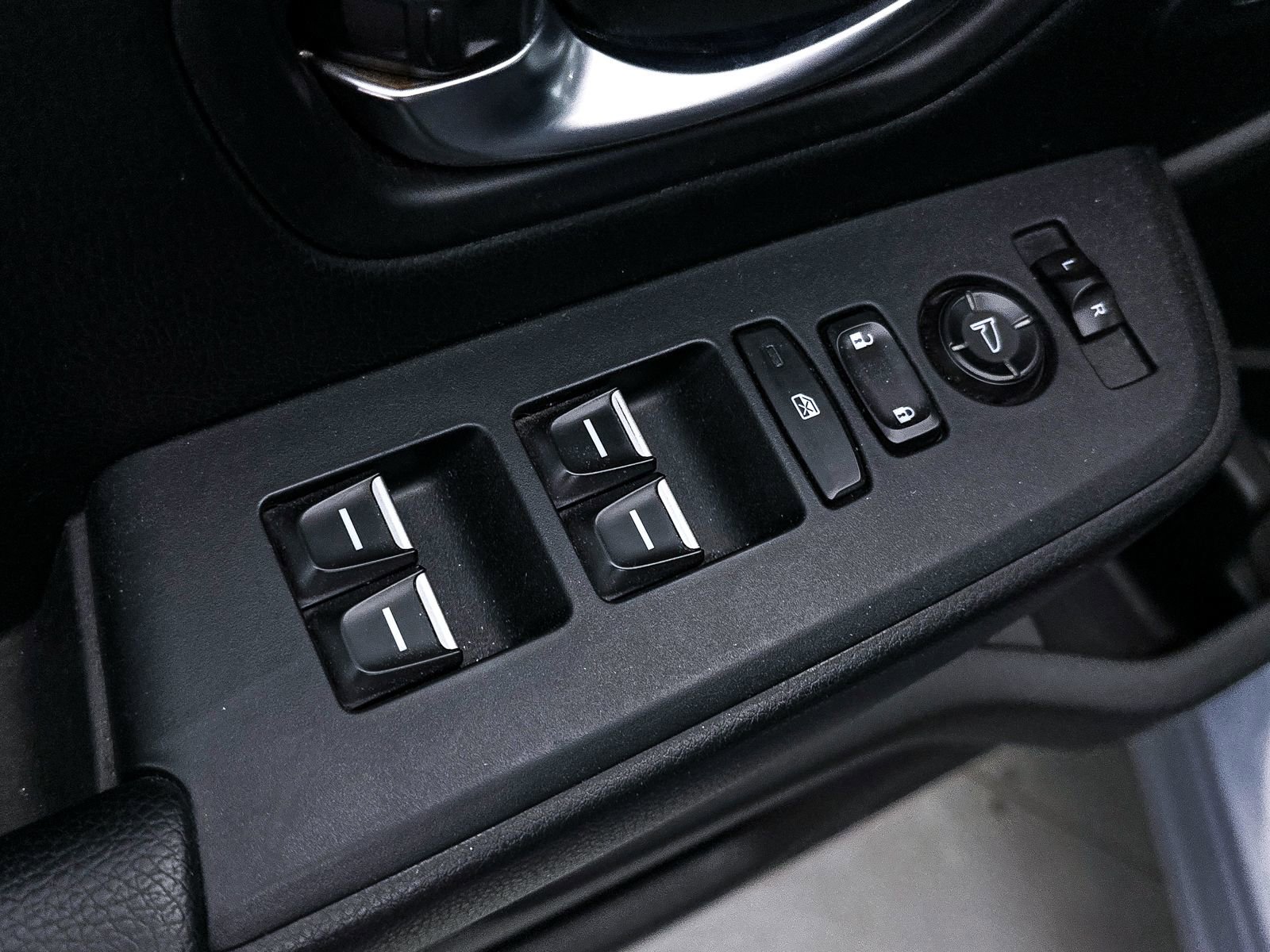 Used 2023 Honda Pilot Touring image 19