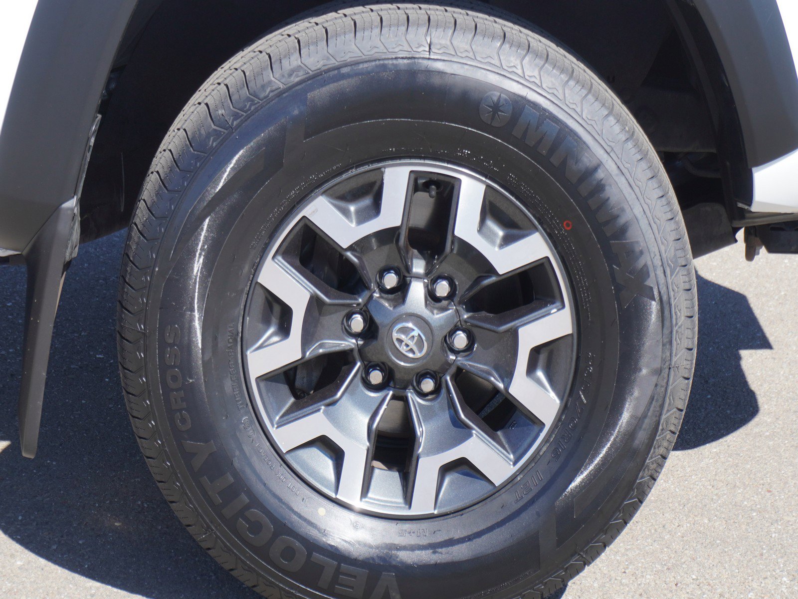 Used 2021 Toyota Tacoma TRD Off-Road w/ Technology Package image 5