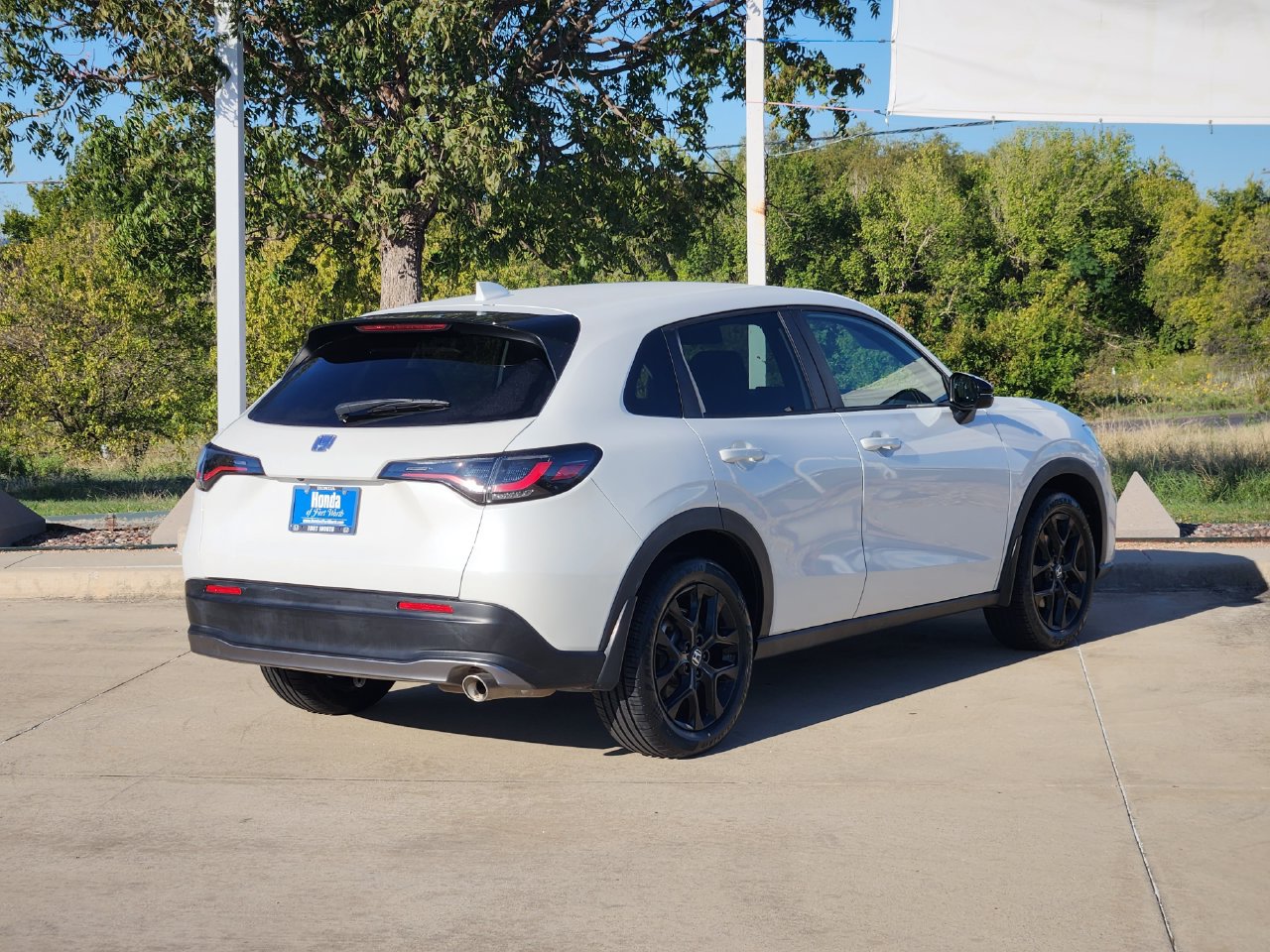 Used 2023 Honda HR-V Sport image 5