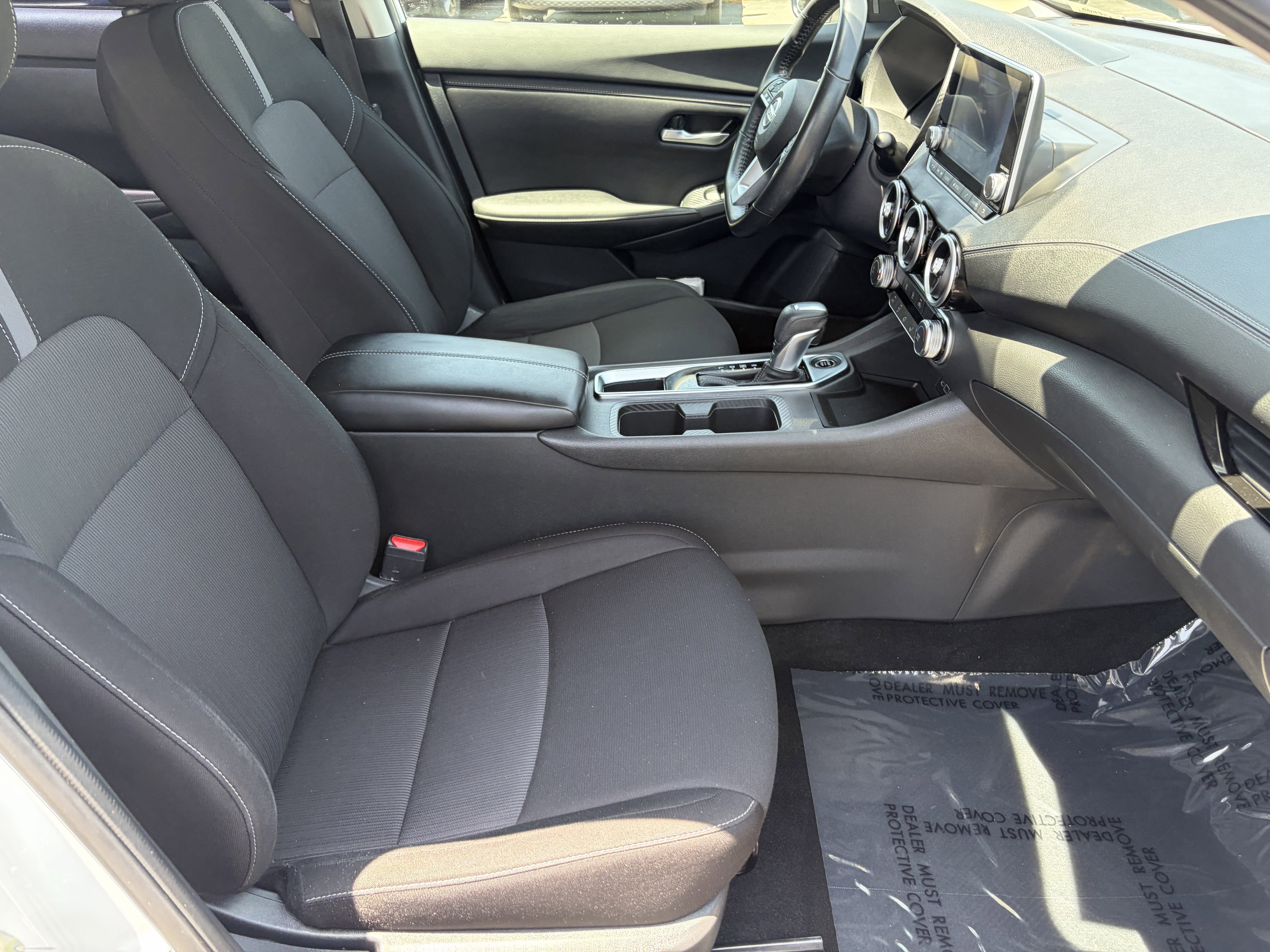 Used 2022 Nissan Sentra SV FWD image 11