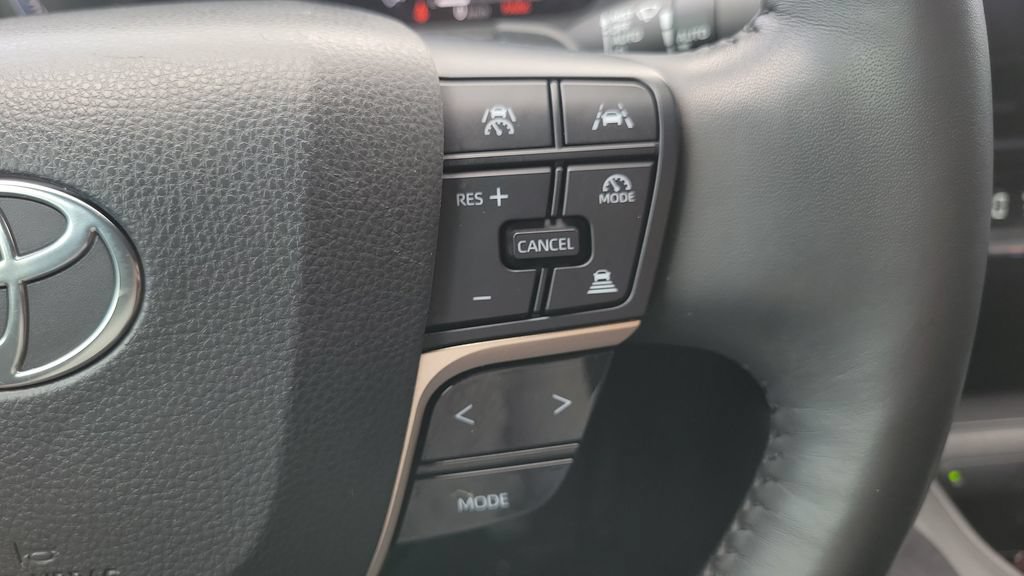 Certified 2023 Toyota Crown Platinum AWD/4WD image 20