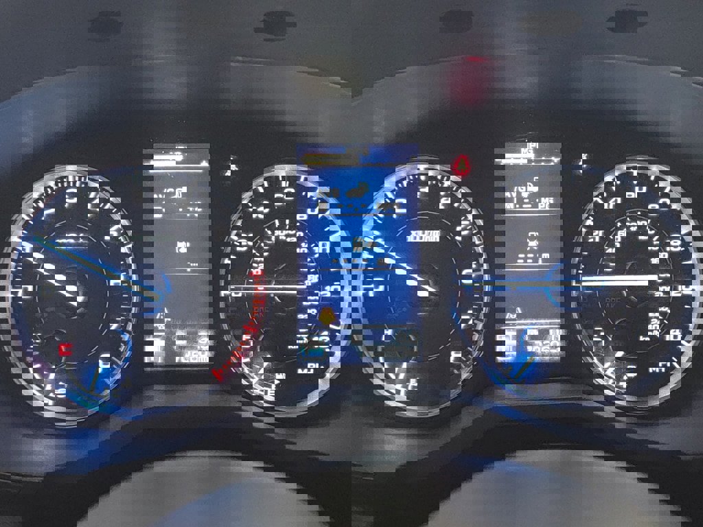 Used 2022 Subaru Ascent Limited image 17