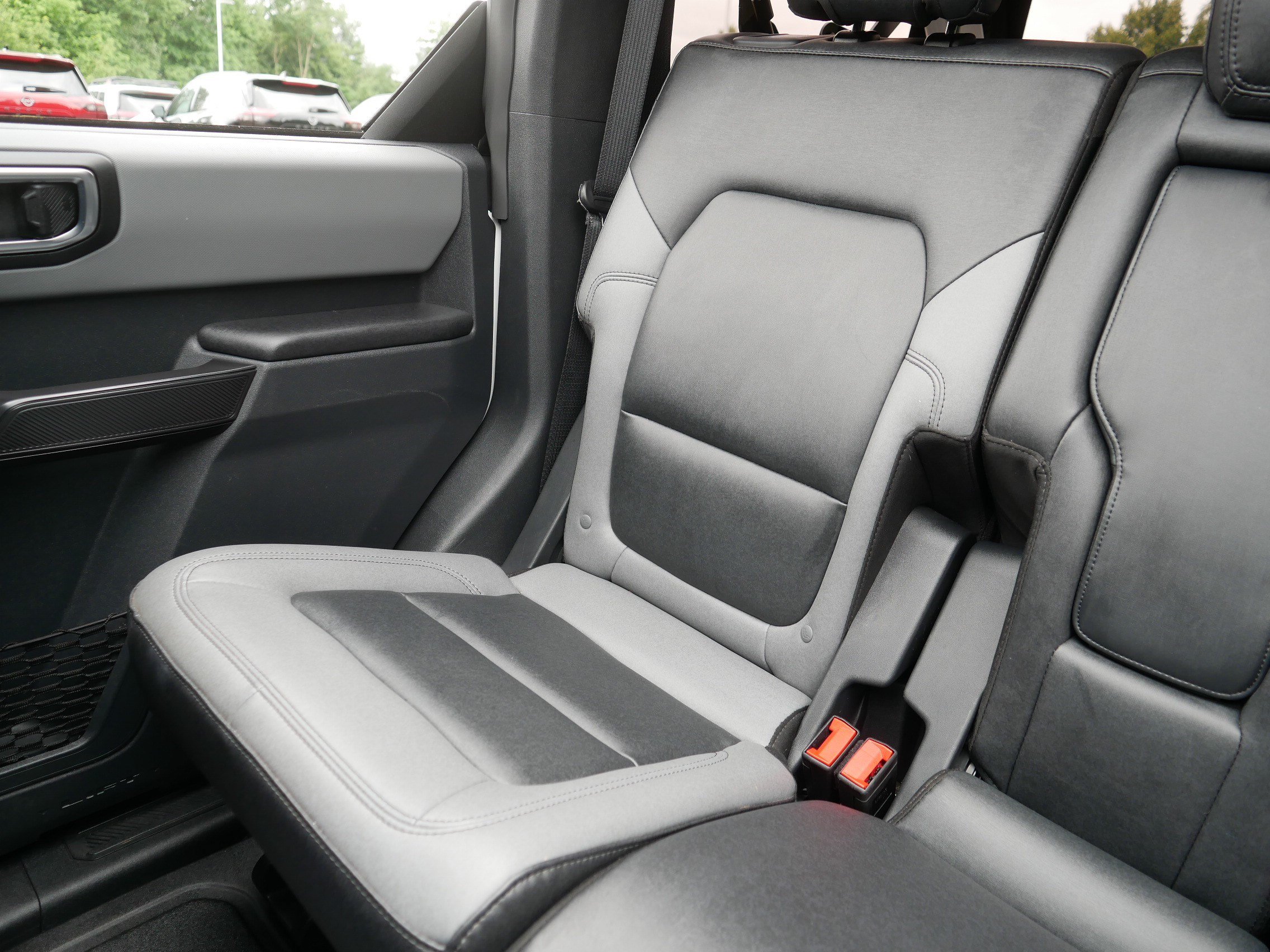 Used 2024 Ford Bronco Black Diamond AWD/4WD image 12