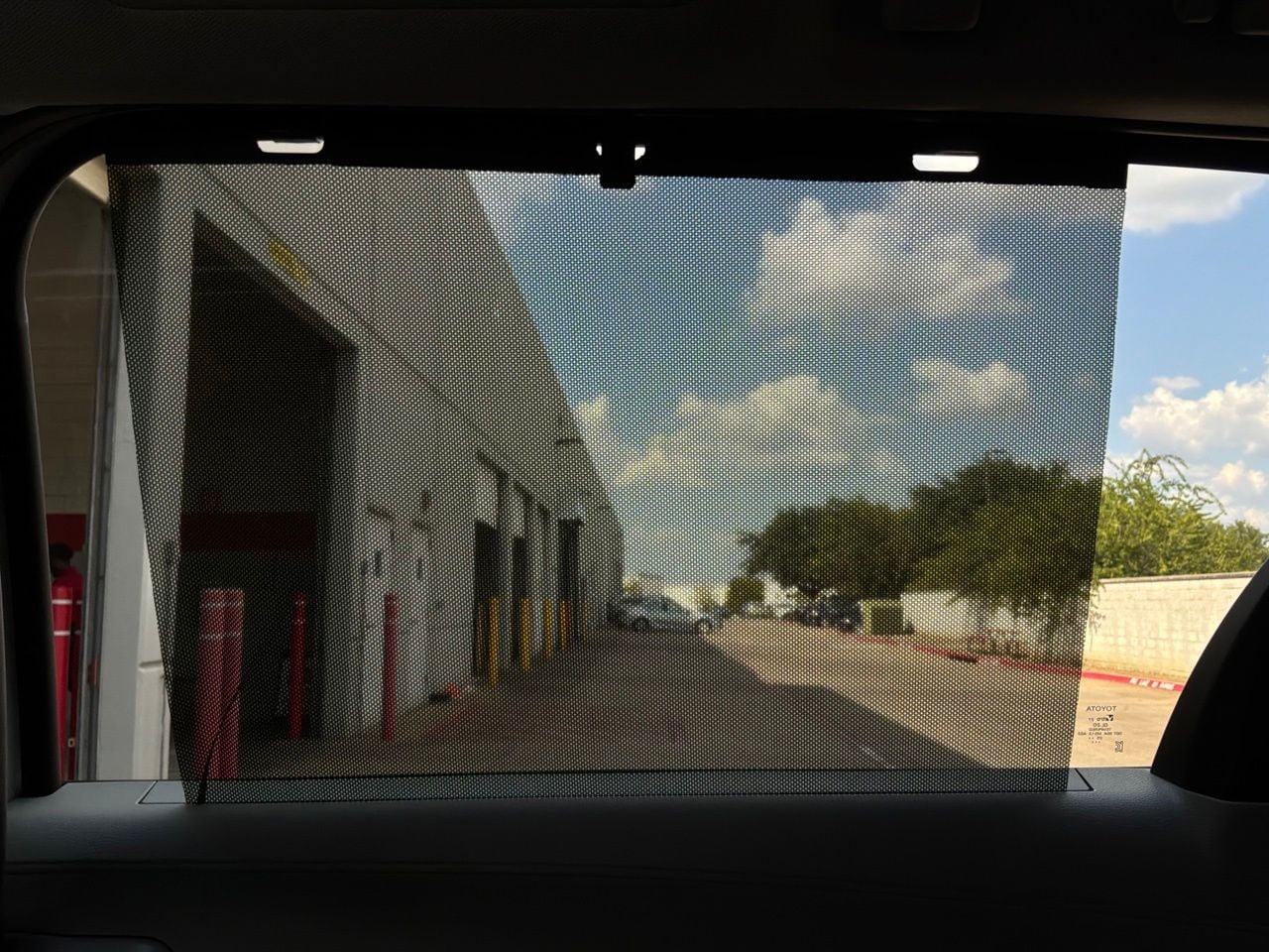 Used 2026 Toyota Sienna XLE FWD image 14