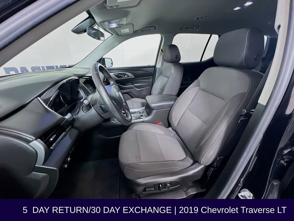 Used 2019 Chevrolet Traverse LT image 13