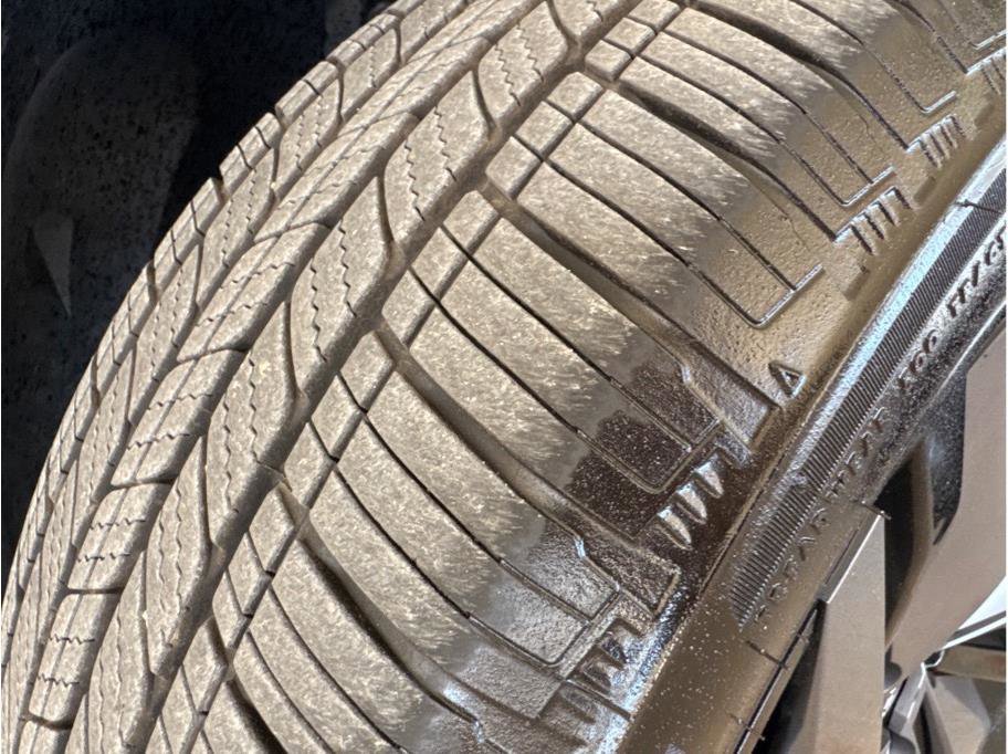 Used 2023 Nissan Ariya AWD image 28