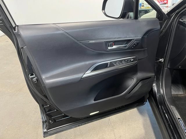 Used 2021 Toyota Venza XLE w/ Carpet Mat Package (TMS) AWD/4WD image 24