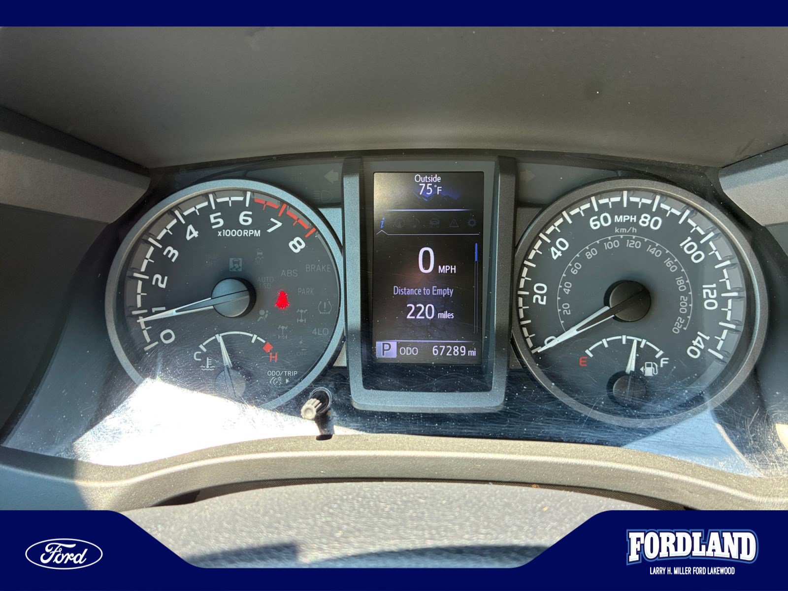 Used 2020 Toyota Tacoma TRD Off-Road w/ TRD Premium Off Road Package AWD/4WD image 11