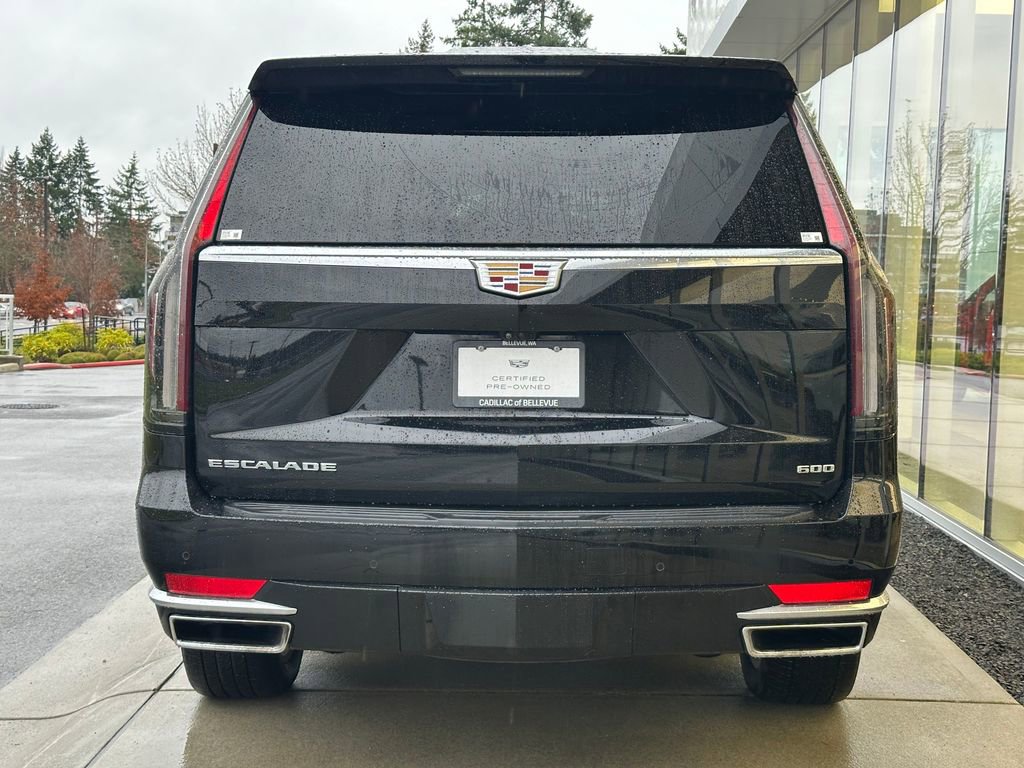 Used 2023 Cadillac Escalade ESV Premium Luxury AWD/4WD image 4