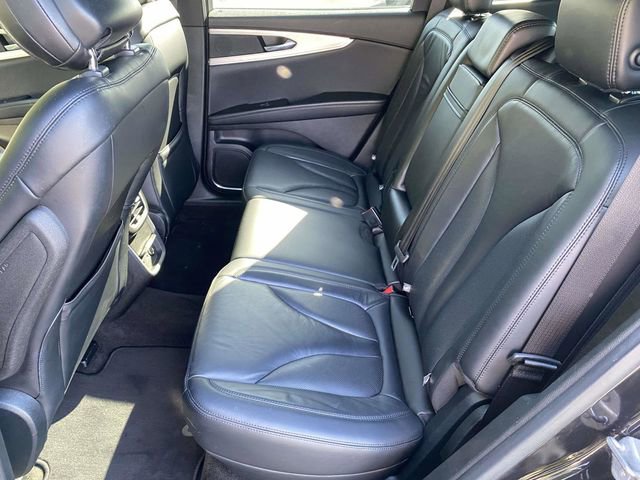 Used 2020 Lincoln Nautilus FWD w/ Equipment Group 101A image 17