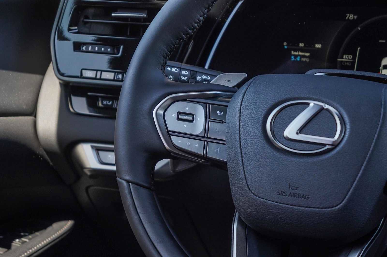 New 2026 Lexus RX 450h AWD image 16