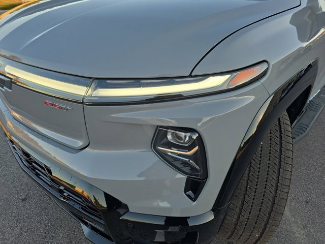 Used 2025 Chevrolet Silverado EV RST image 27