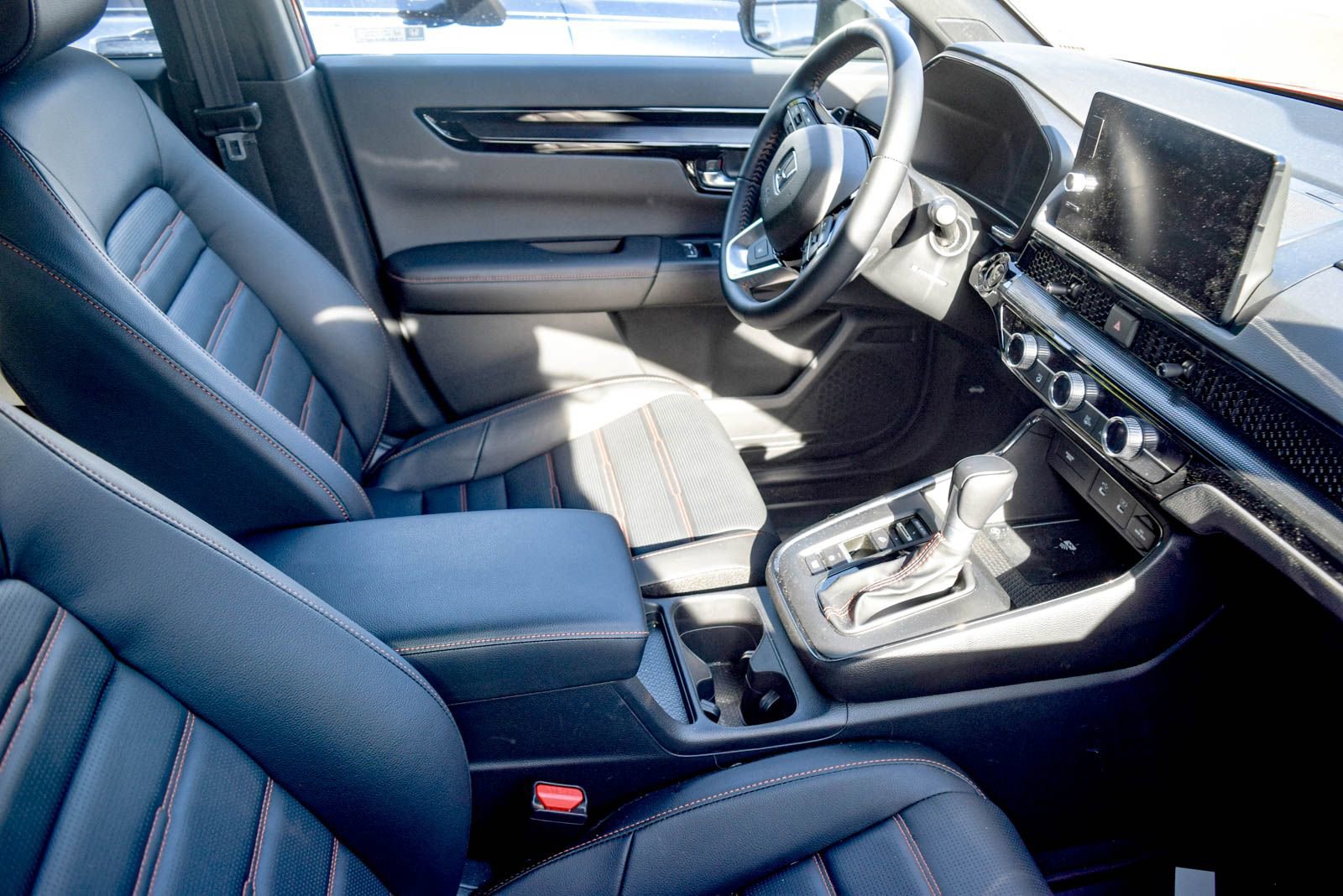 Certified 2026 Honda CR-V Sport Touring image 7