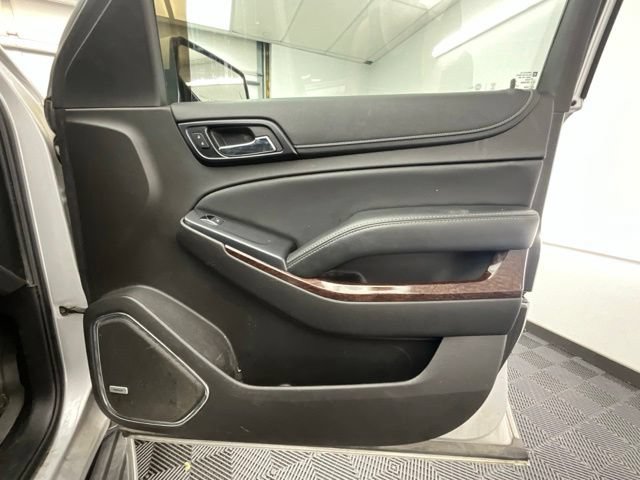 Used 2017 GMC Yukon XL SLT AWD/4WD image 14