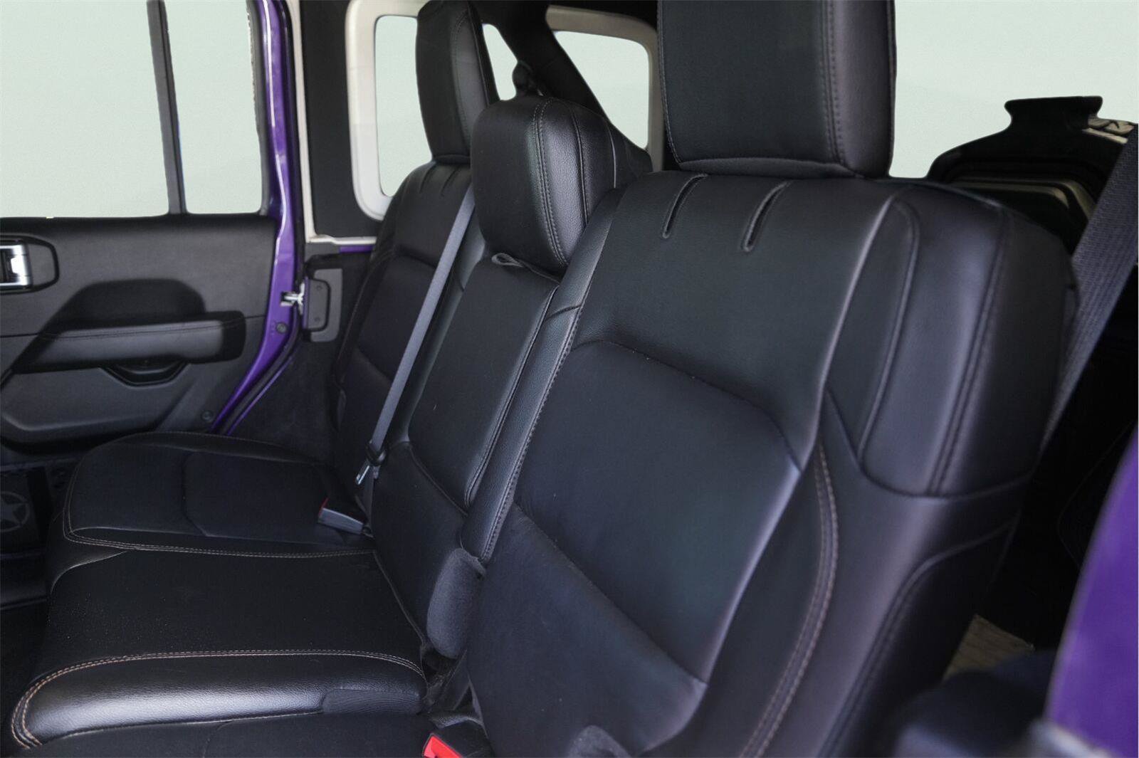 Used 2023 Jeep Wrangler Unlimited Rubicon 392 w/ Xtreme Recon 35" Tire Package AWD/4WD image 15