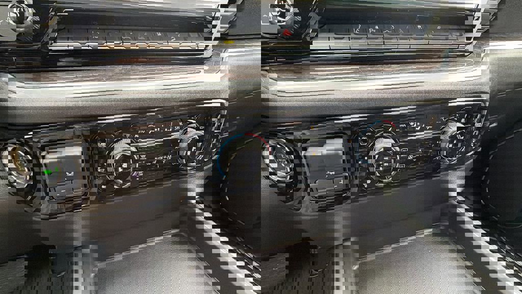 New 2026 Chevrolet Silverado 2500 LTZ w/ Trail Boss Package image 32