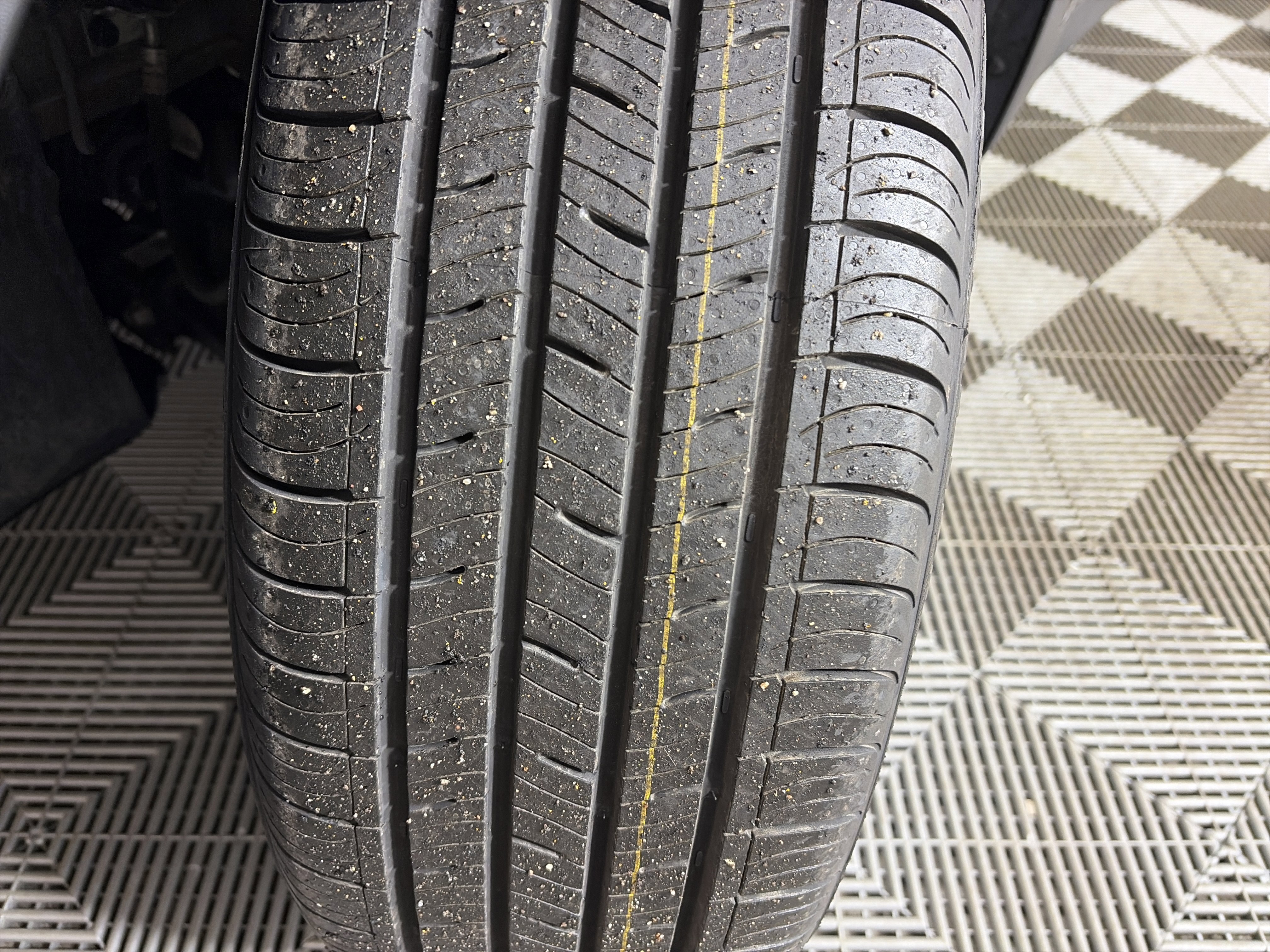 Certified 2023 Kia Seltos LX image 2