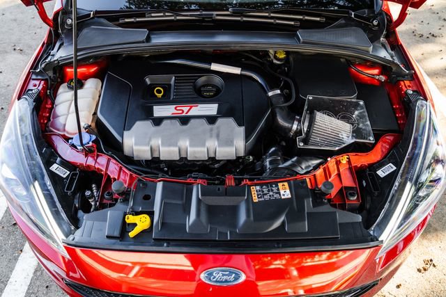 Used 2018 Ford Focus ST w/ Equipment Group 401A image 22