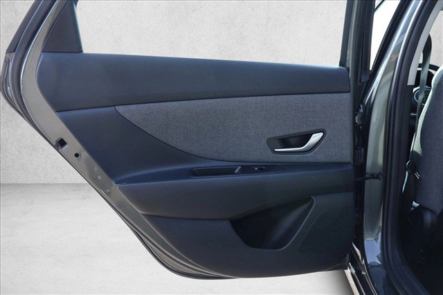 Certified 2024 Hyundai Elantra Limited FWD image 22