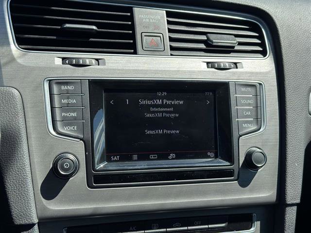 Used 2015 Volkswagen Golf TDI S image 18