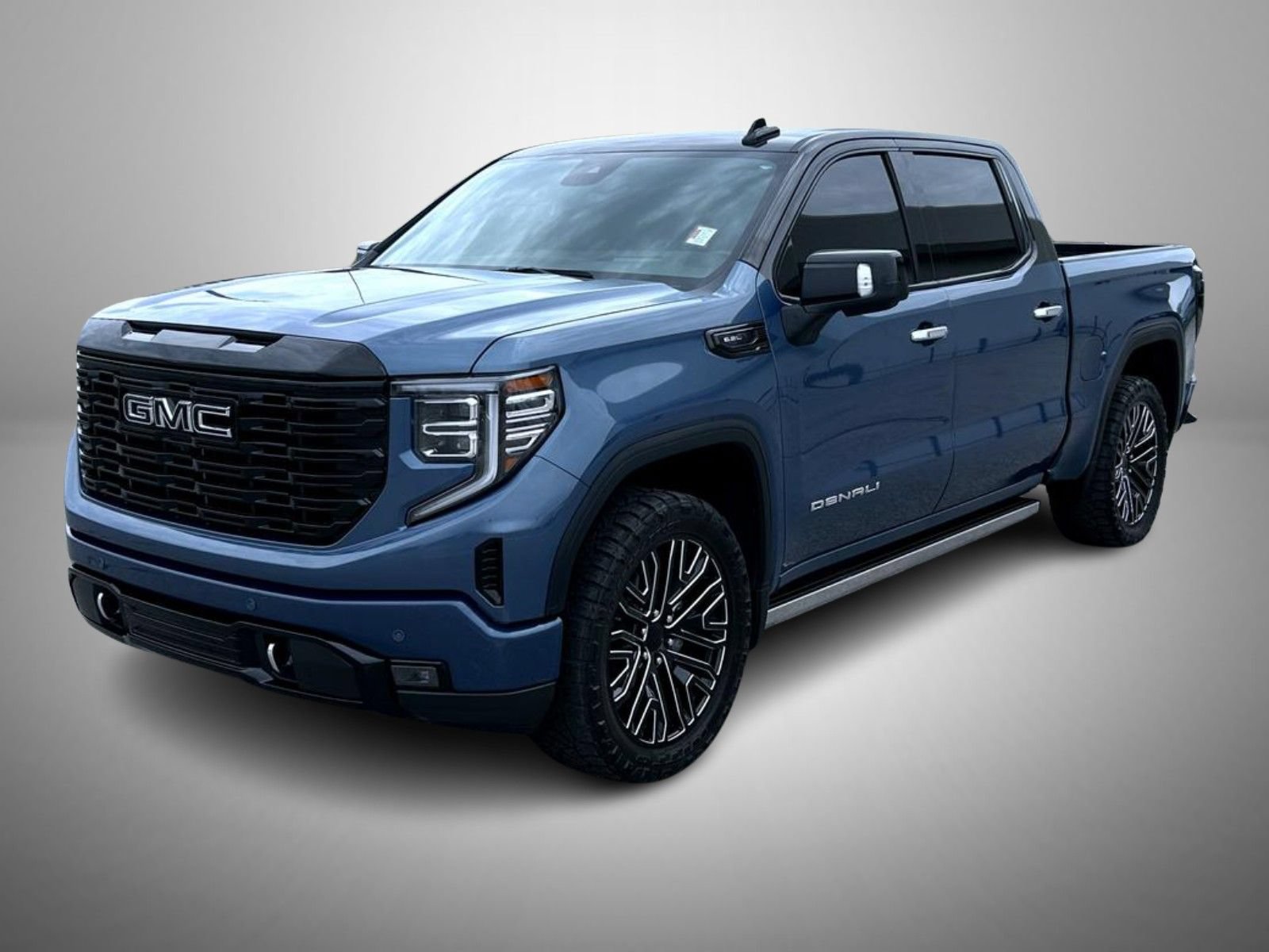 Certified 2024 GMC Sierra 1500 Denali w/ Denali Reserve Package AWD/4WD image 1