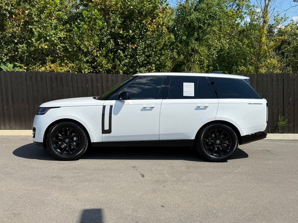 Certified 2024 Land Rover Range Rover SE AWD/4WD image 2