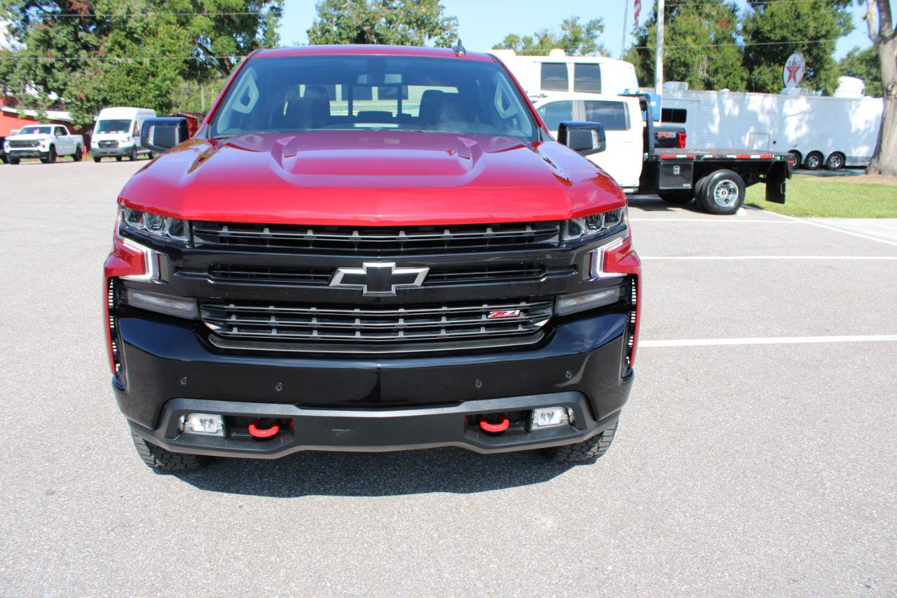 Used 2021 Chevrolet Silverado 1500 LT Trail Boss w/ Convenience Package II AWD/4WD image 2