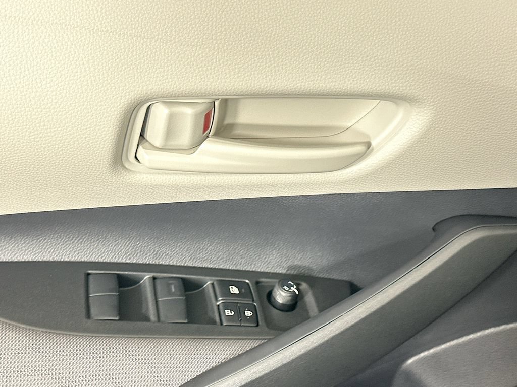 Certified 2026 Toyota Corolla LE FWD image 18