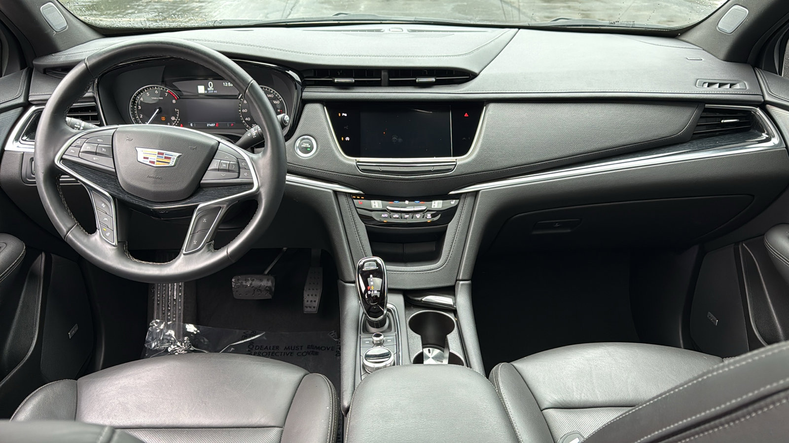 Used 2025 Cadillac XT5 Premium Luxury image 9