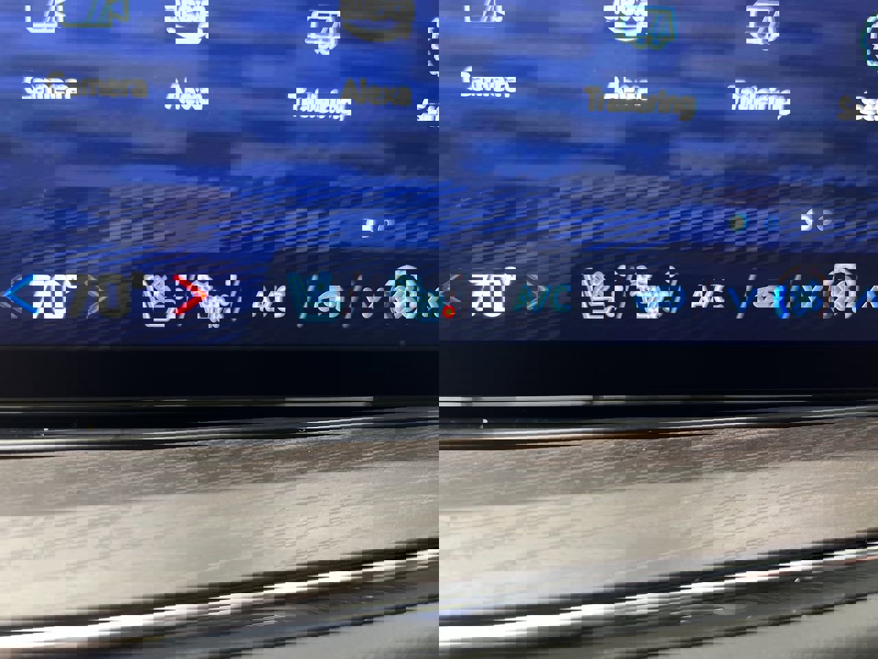 Certified 2025 Chevrolet Suburban Premier w/ Sun And Tow Package AWD/4WD image 27