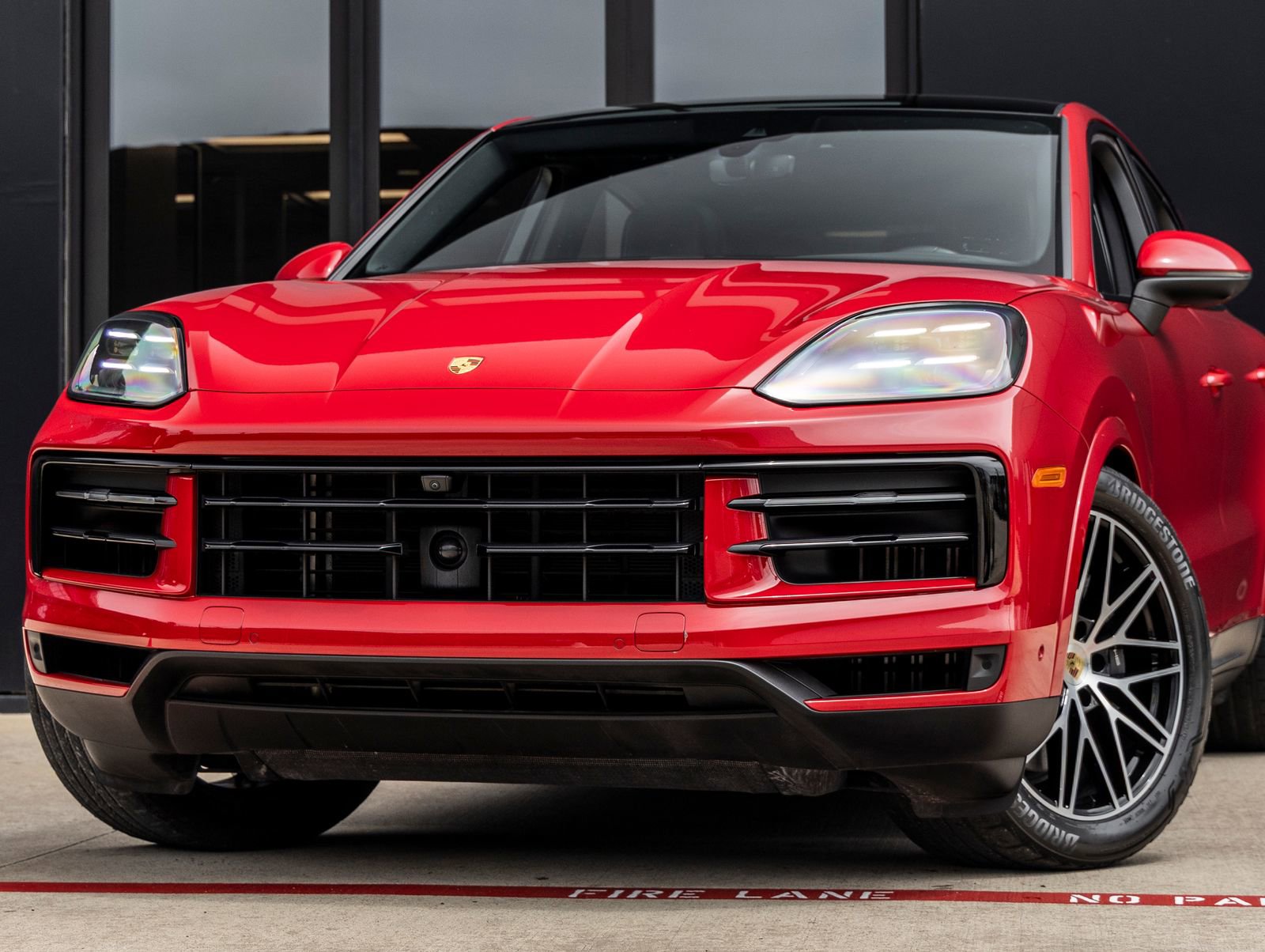Certified 2024 Porsche Cayenne Coupe AWD/4WD image 7