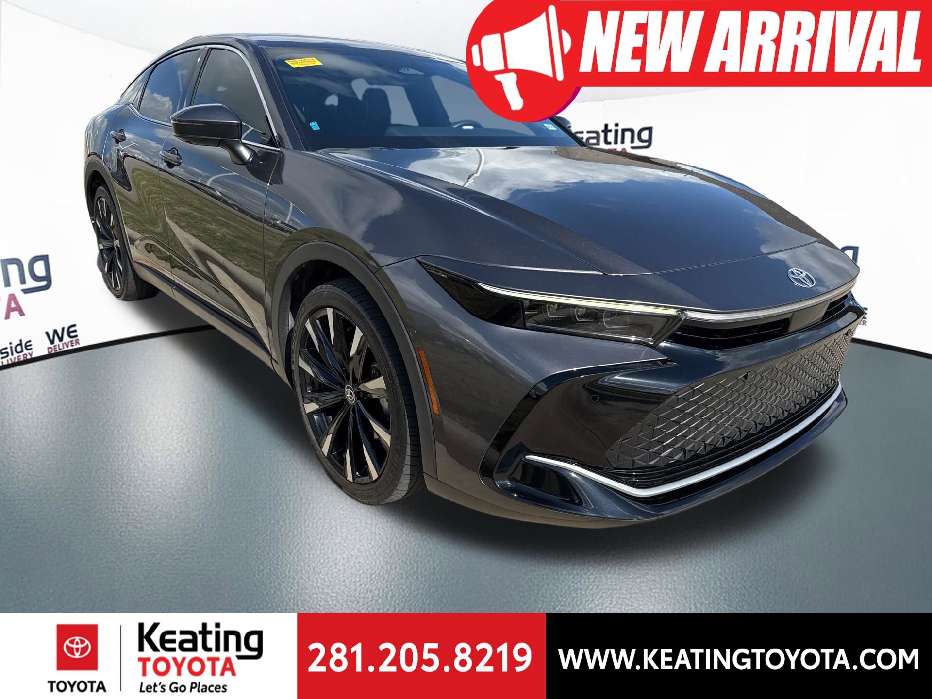 Used 2023 Toyota Crown Platinum