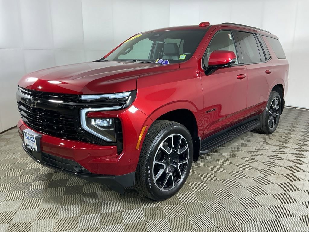 Used 2025 Chevrolet Tahoe RST w/ Comfort Package AWD/4WD image 4